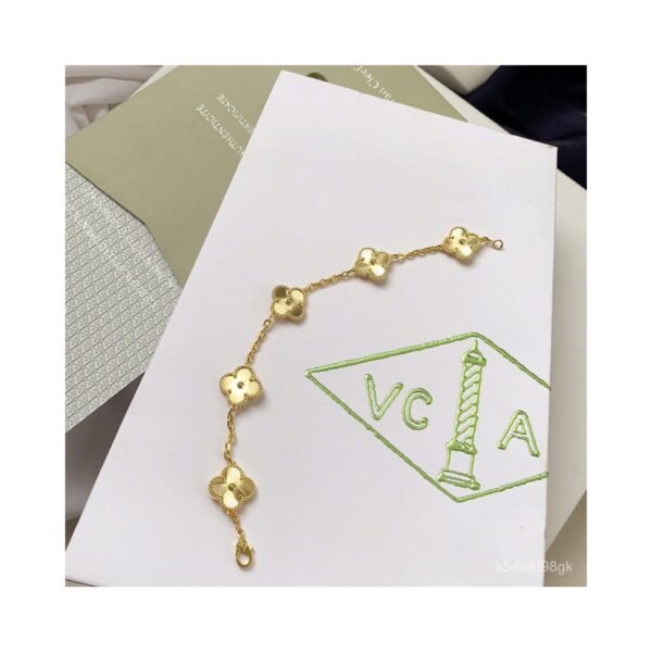 C-Bracelet Golden - Image 3